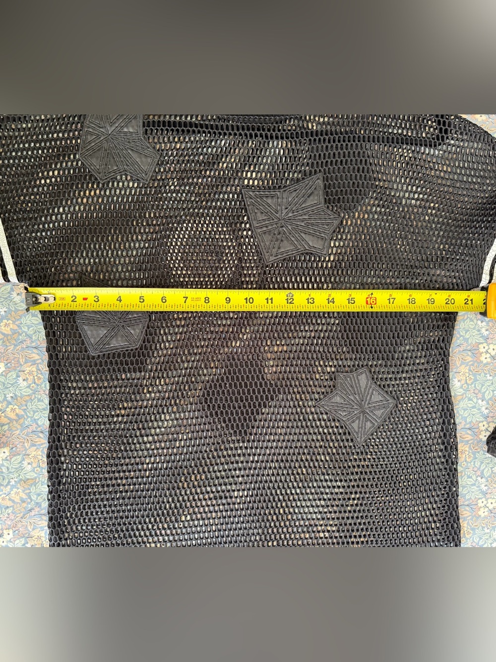 Alo Yoga Crackle Jersey in Black - Picture 3 of 5